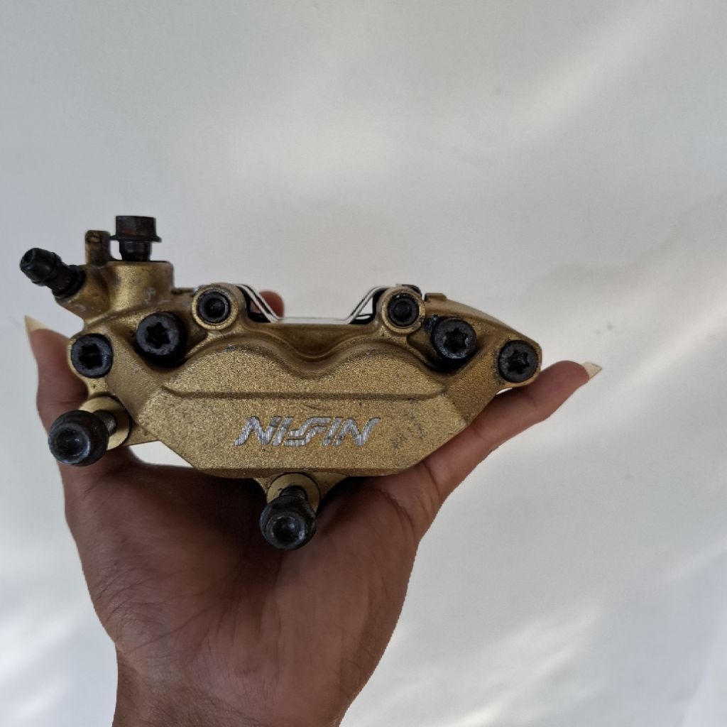 Kaliper Depan Kiri Nissin Axial 4 Piston Honda Cb 400 Vtech Original Copotan