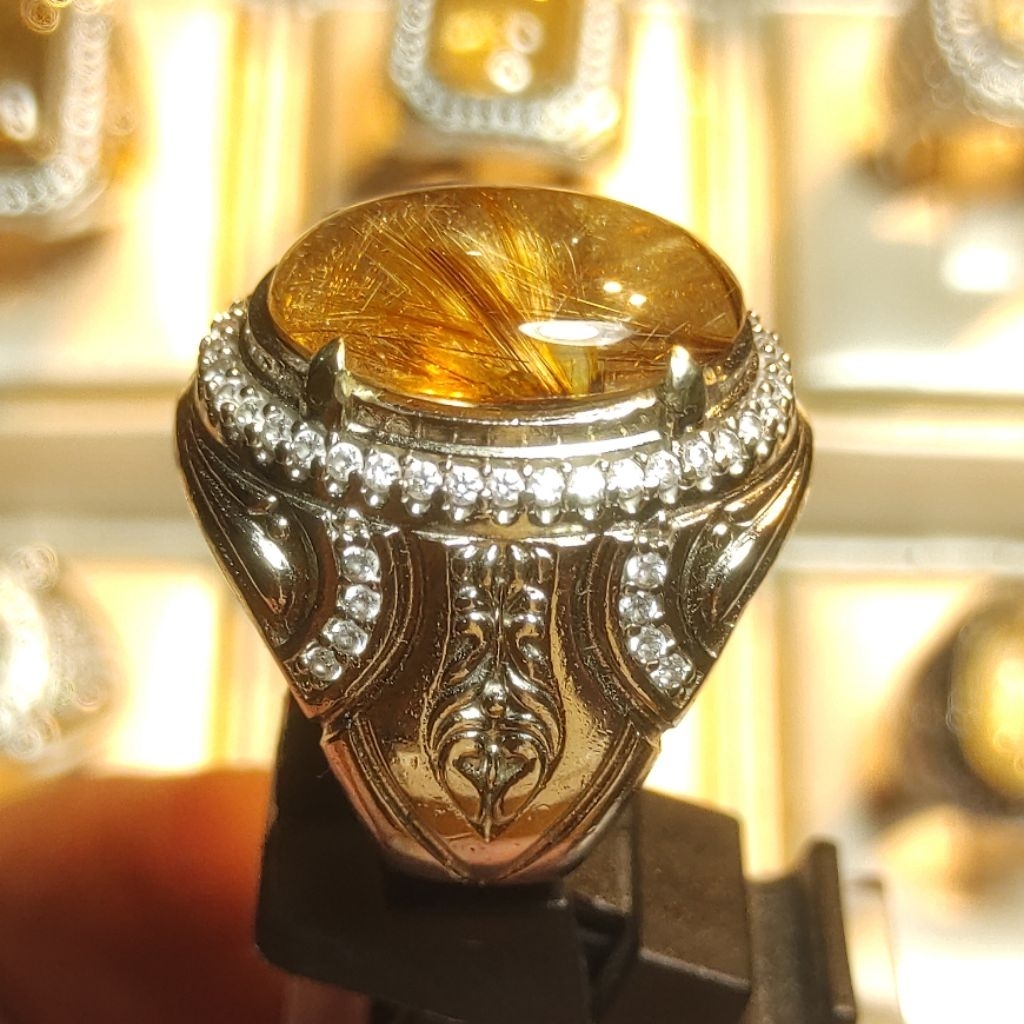 BATU KECUBUNG RAMBUT SEDANA SERAT EMAS