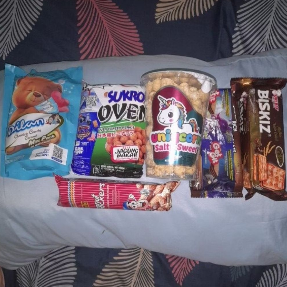 

PAKET BUNDLING SNACK FAVORIT