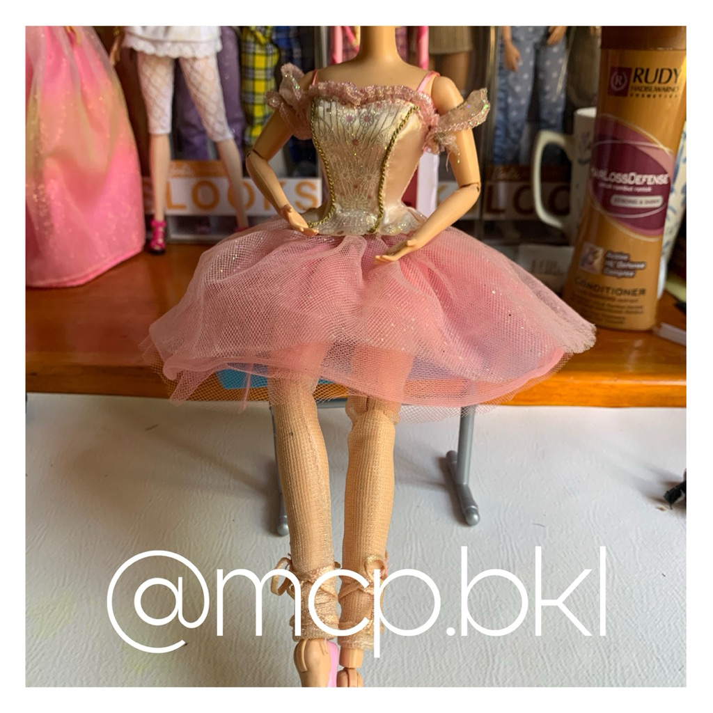 Dress dan Body Clara Barbie in The Nutcraker 2001 Preloved