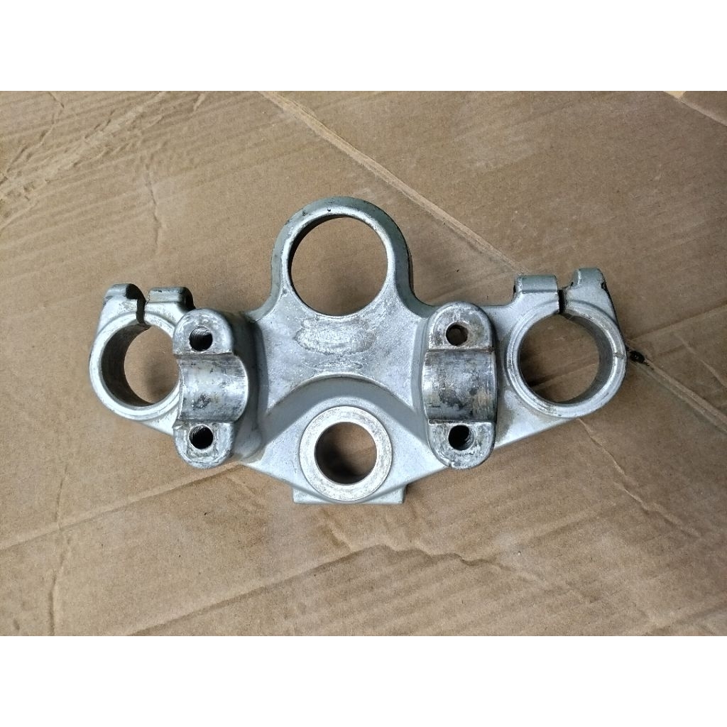 segitiga atas Yamaha Vixion old original YIMM CHEMCO