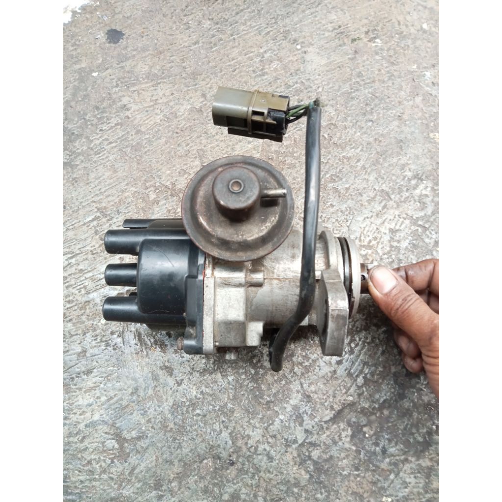 Delco Nissan Sunny B13