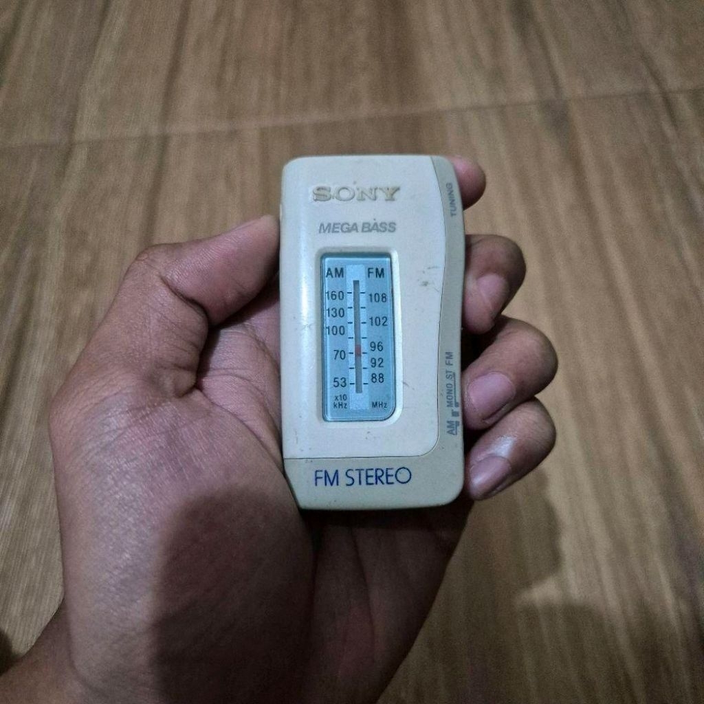 RADIO SONY MEGA BASS SAKU ORIGINAL - FREE HEADSET XIAOMI & BATTERY TYPE C RECHARGEABLE