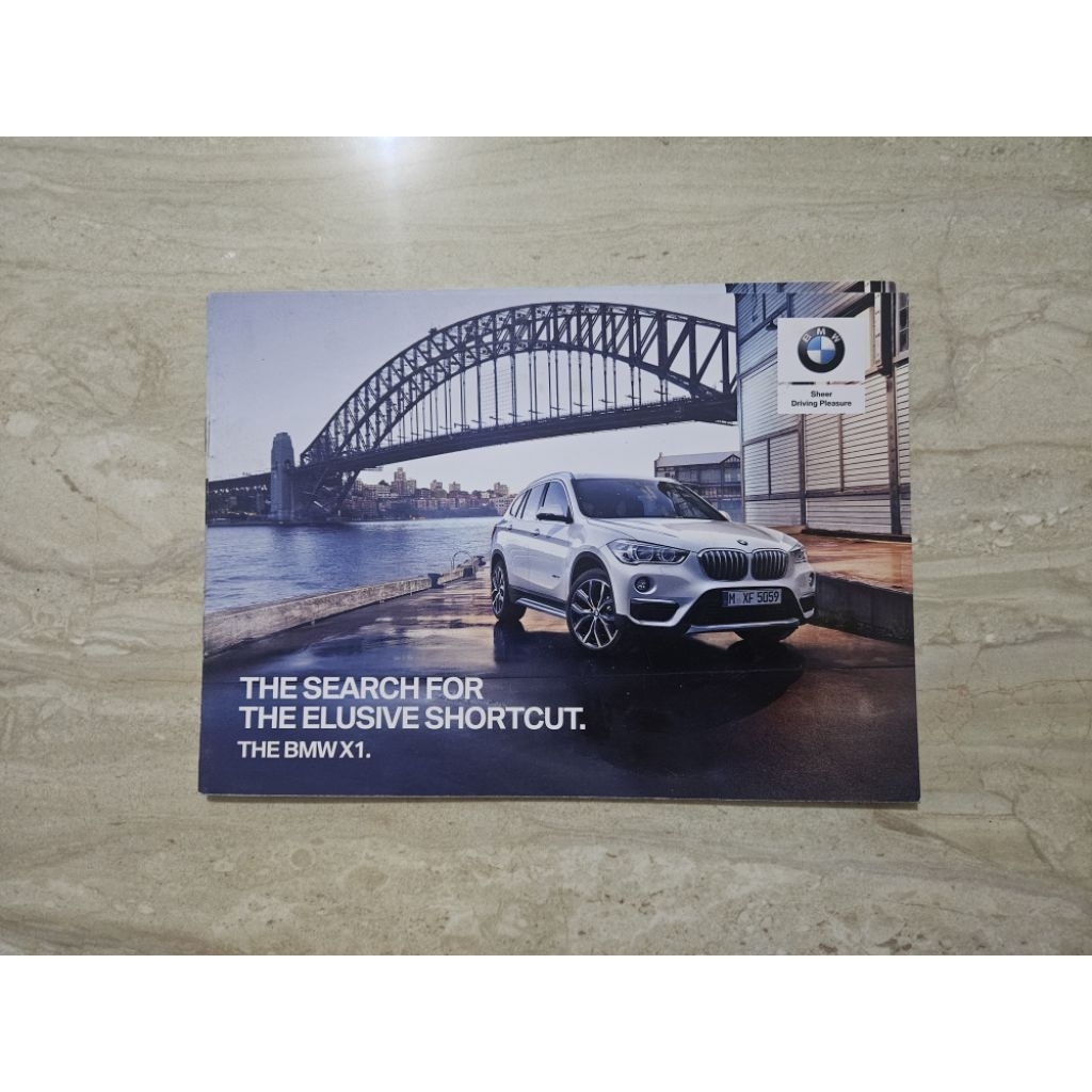 brosur katalog mobil bmw x1 2017 booklet buku