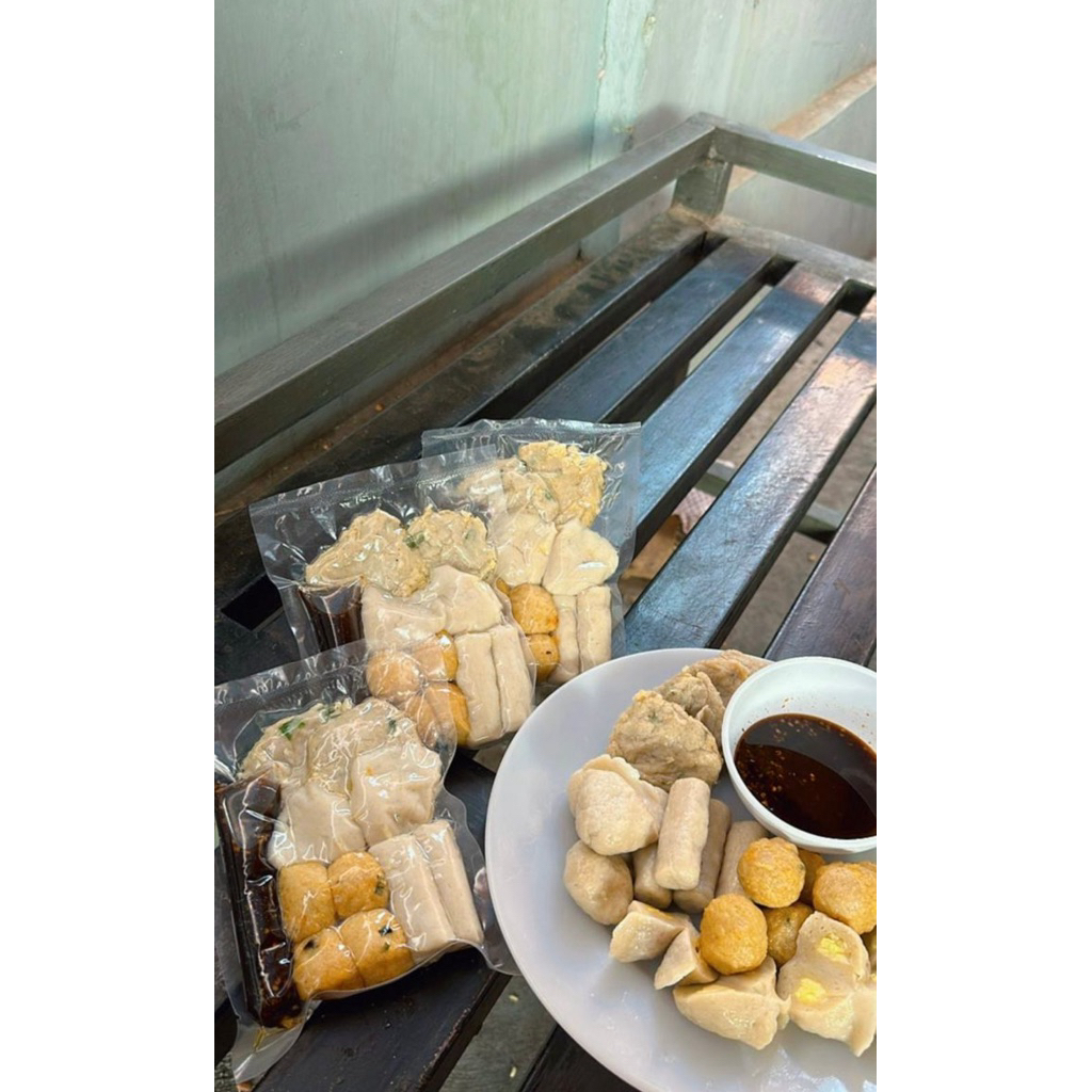 

Pempek 555 palembang isi 10pcs