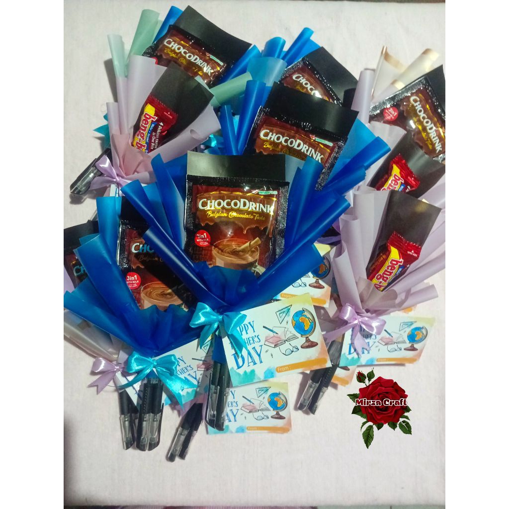 

Buket pulpen dan snack untuk hari guru