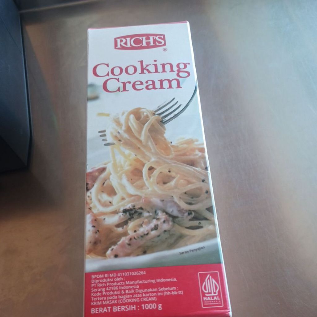 

cooking cream 1000g (hanya bisa menggunakan sameday atau instan)exp 24 sep 2025