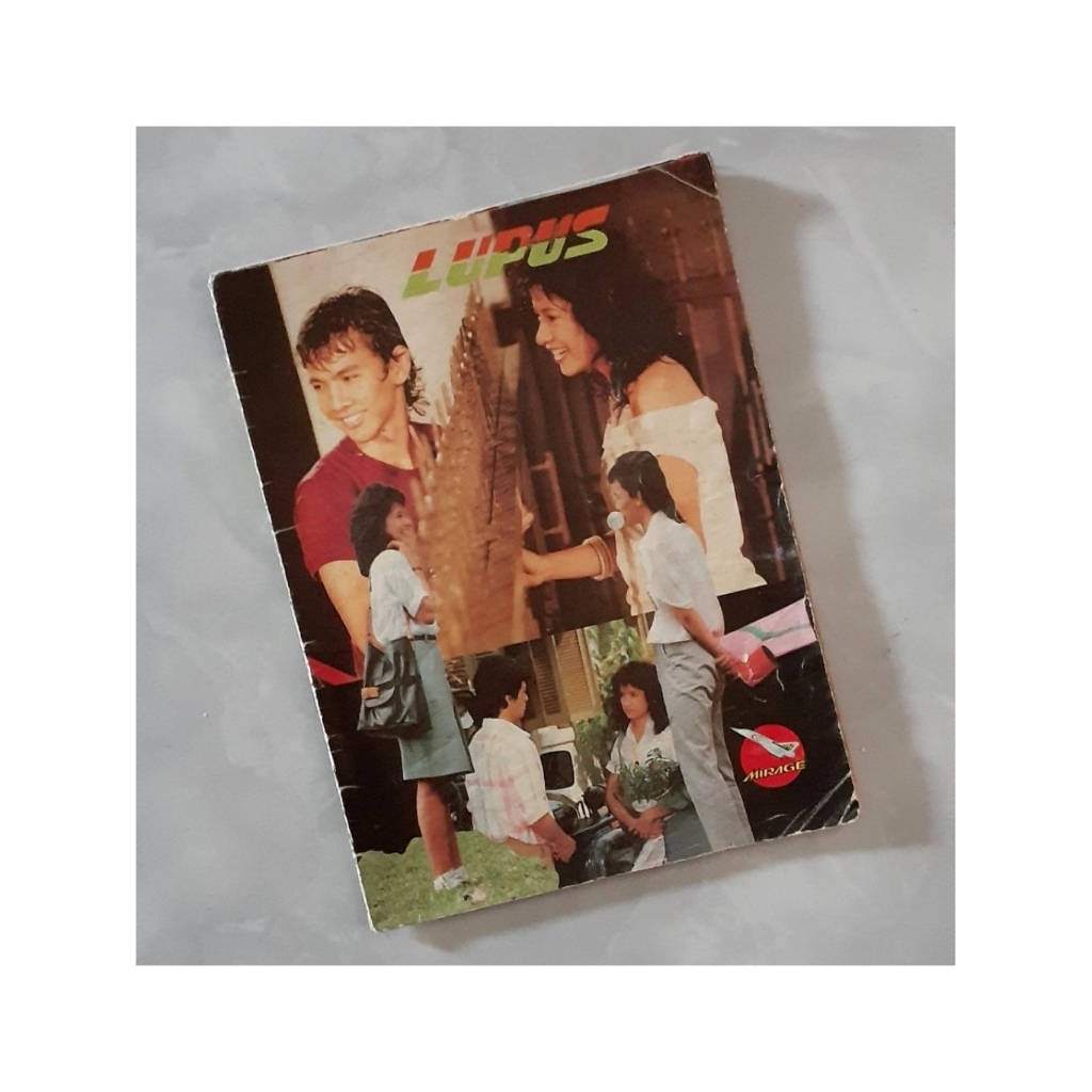 

Buku Tulis Jadul Sampul Film LIPUS