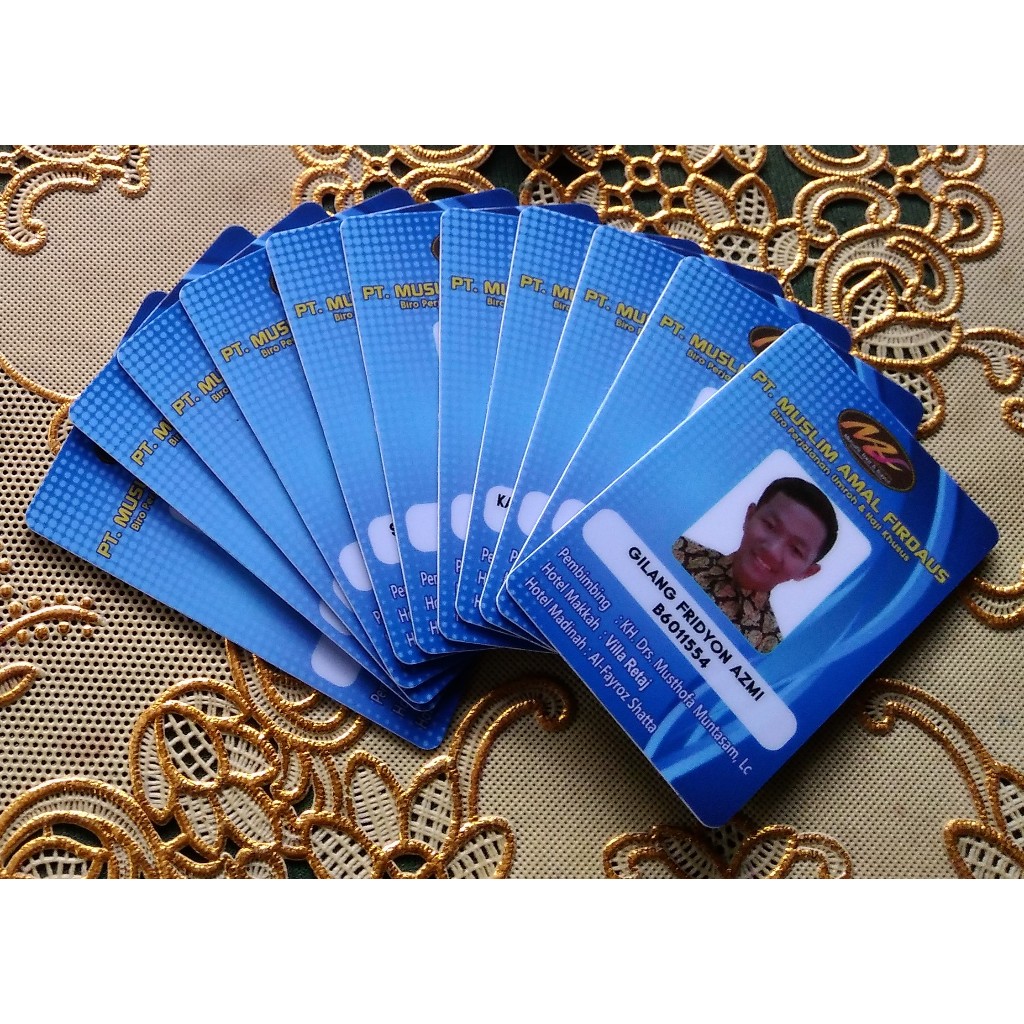 

ID Card PVC Tebal 0,96mm dengan Layanan Input Data