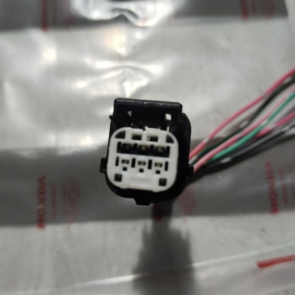 Fiting/soket lampu depan honda genio/beat f1 led/scopy f1 new