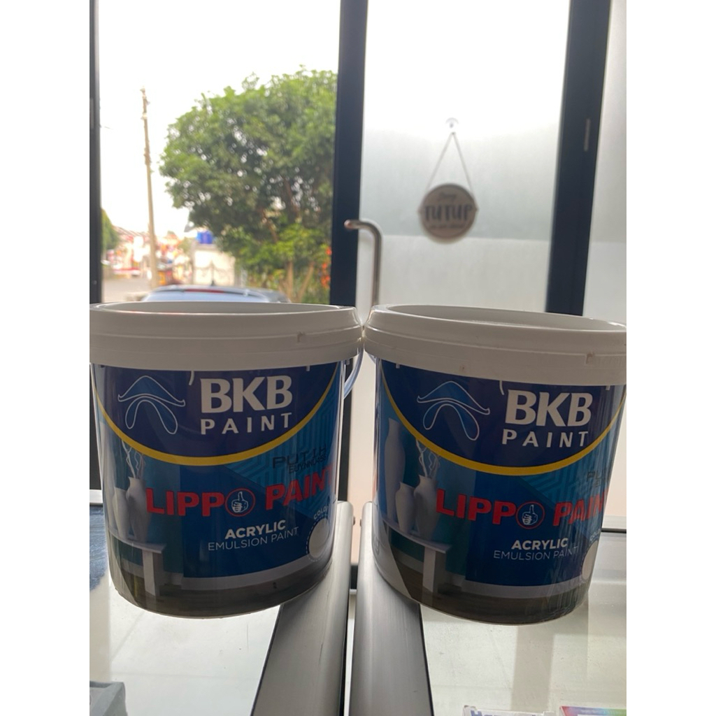 

CAT ACRYLIC WHITE BKB PAINT