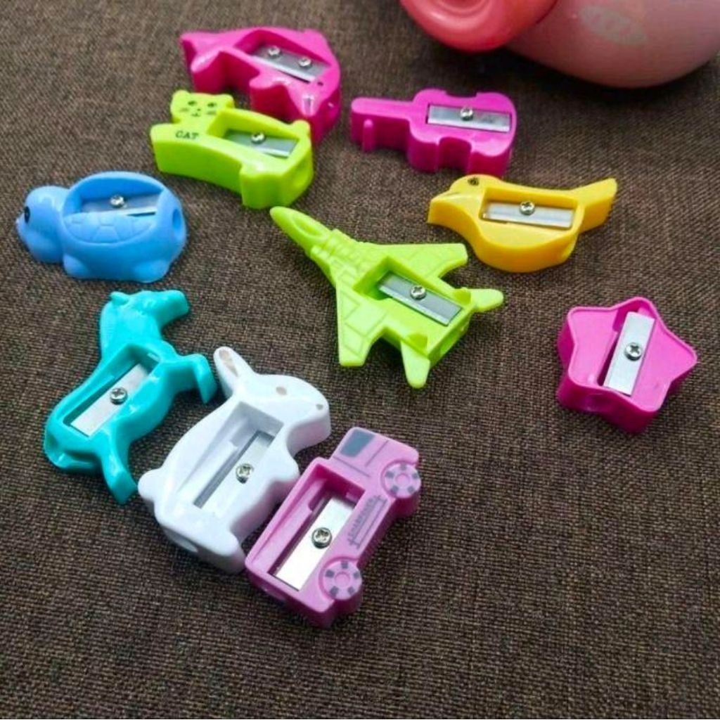 

Rautan Pensil Karakter Random Tanpa Tutup