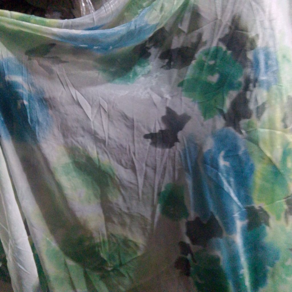 Kain Organza Motif Bunga Abstrak Warna Hijau Tosca – Bahan Jahit Gaun & Dekorasi (Harga Kain Per½ Me