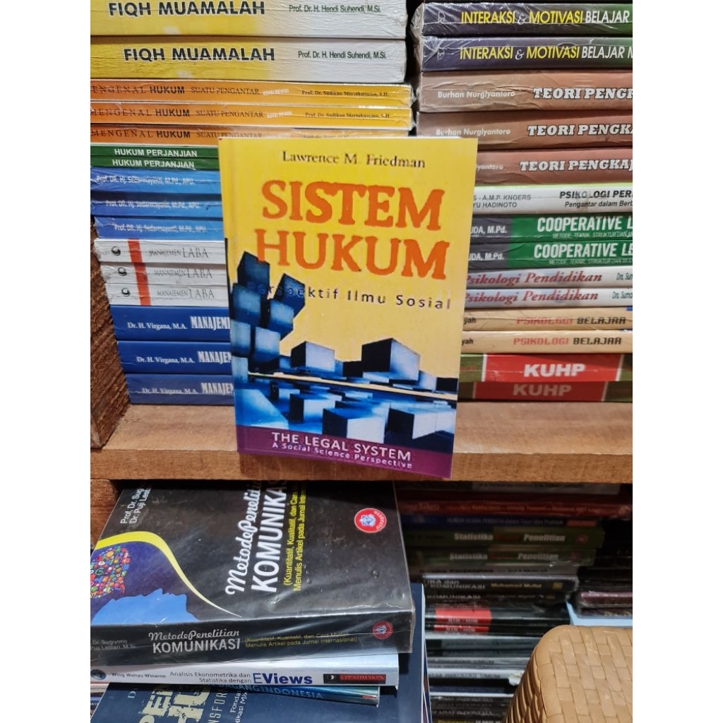 Sistem Hukum by Lawrence M Friedman