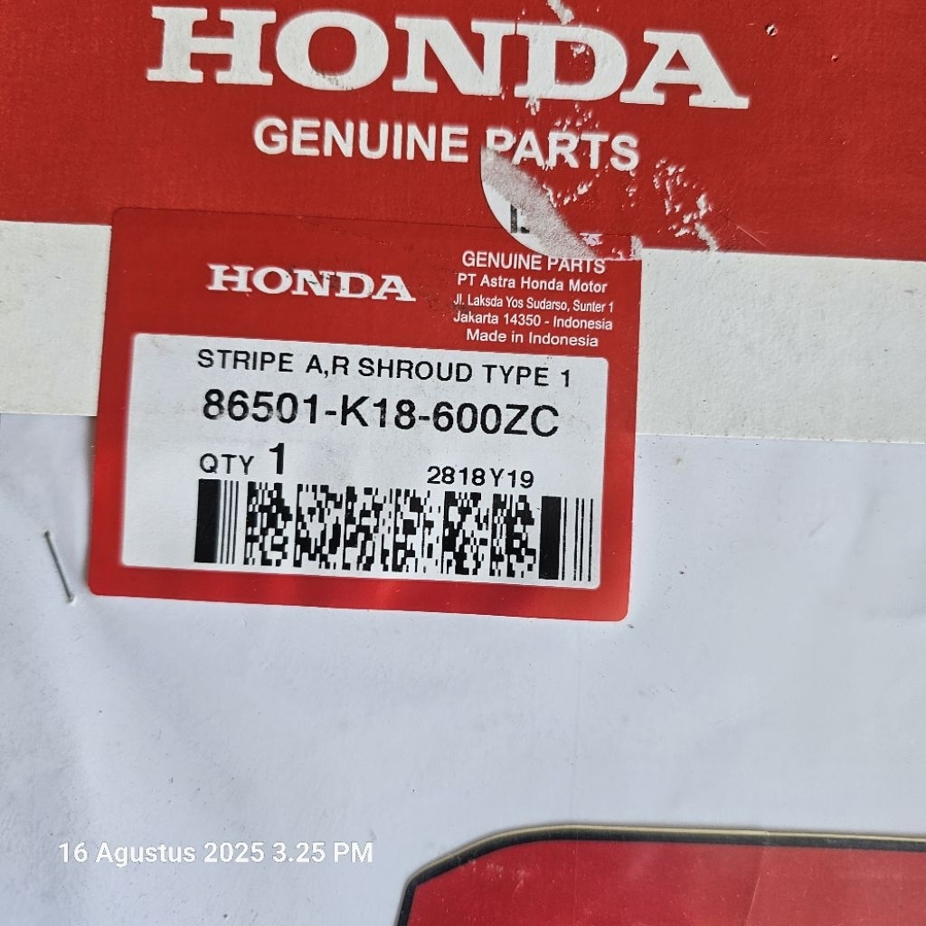 Stiker shroud type 1 CB 150 Verza kanan. 86501-K18-600ZC