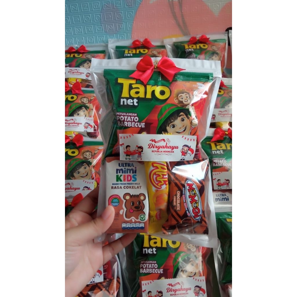 

Snack Ulang tahun custom/ Hampers ulang tahun/ Snack ulang tahun murah/ hampers 17 Agustus