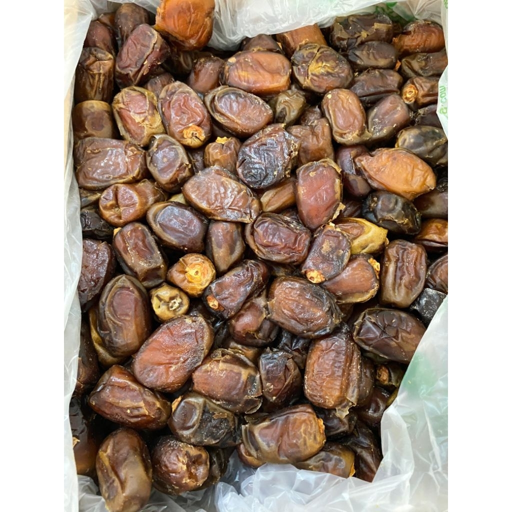

Kurma Golden Valley Kurma Mesir Kemasan 10kg
