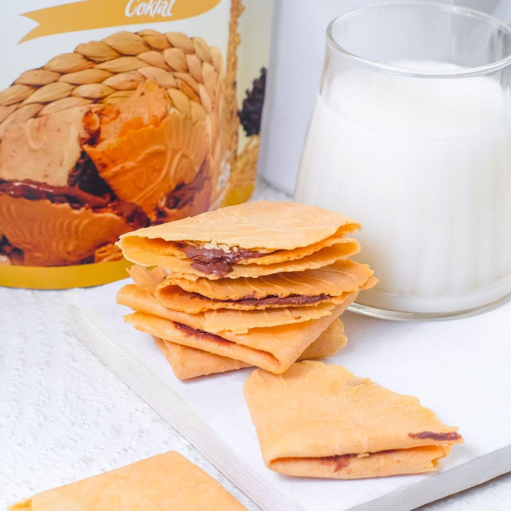 

SEMPRONG KREZZ BY MAEMKOE CEMILAN JAJANAN OLEH-OLEH KHAS UMKM KARAWANG