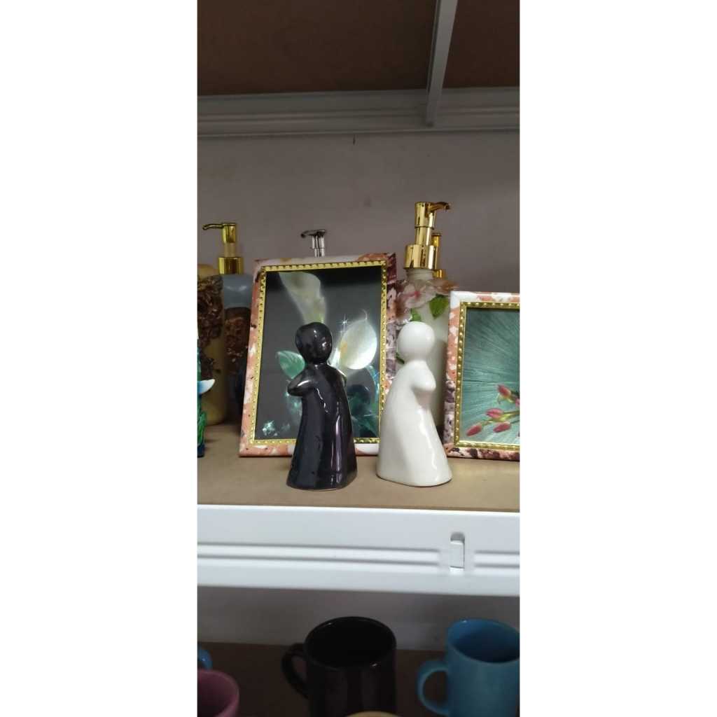 Souvenirweddingku/ souvenir tempat lada garam keramik/ souvenir pernikahan/ souvenir murah/ souvenir