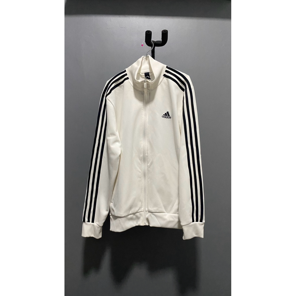 Tracktop Adidas putih stripe hitam