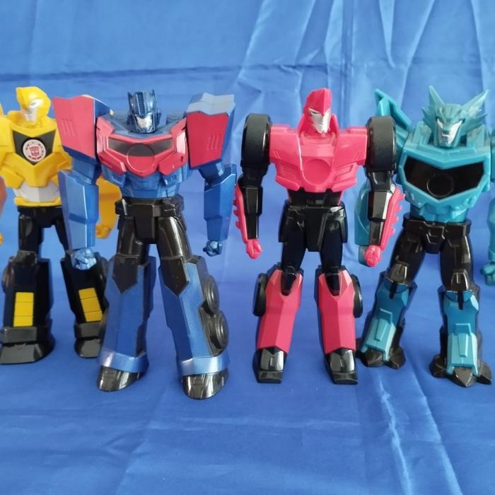 HASBRO Transformers Robots in Disguise Titan Guardian