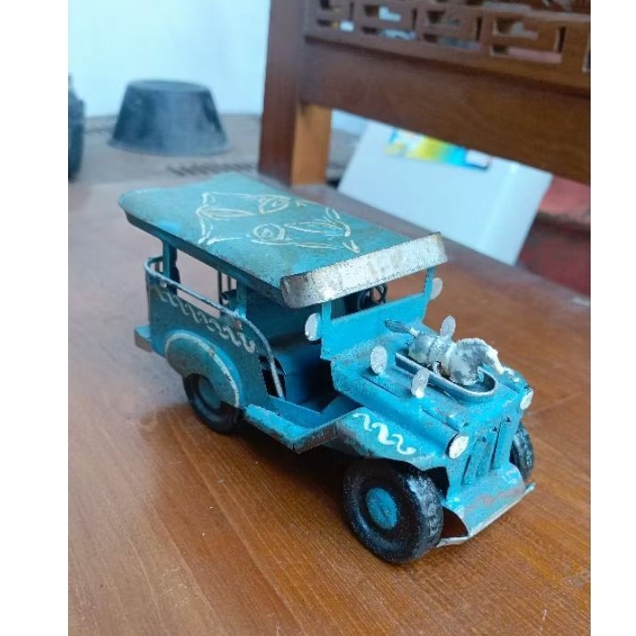 Tin toys Philippine Jeepney vintage antik jadul