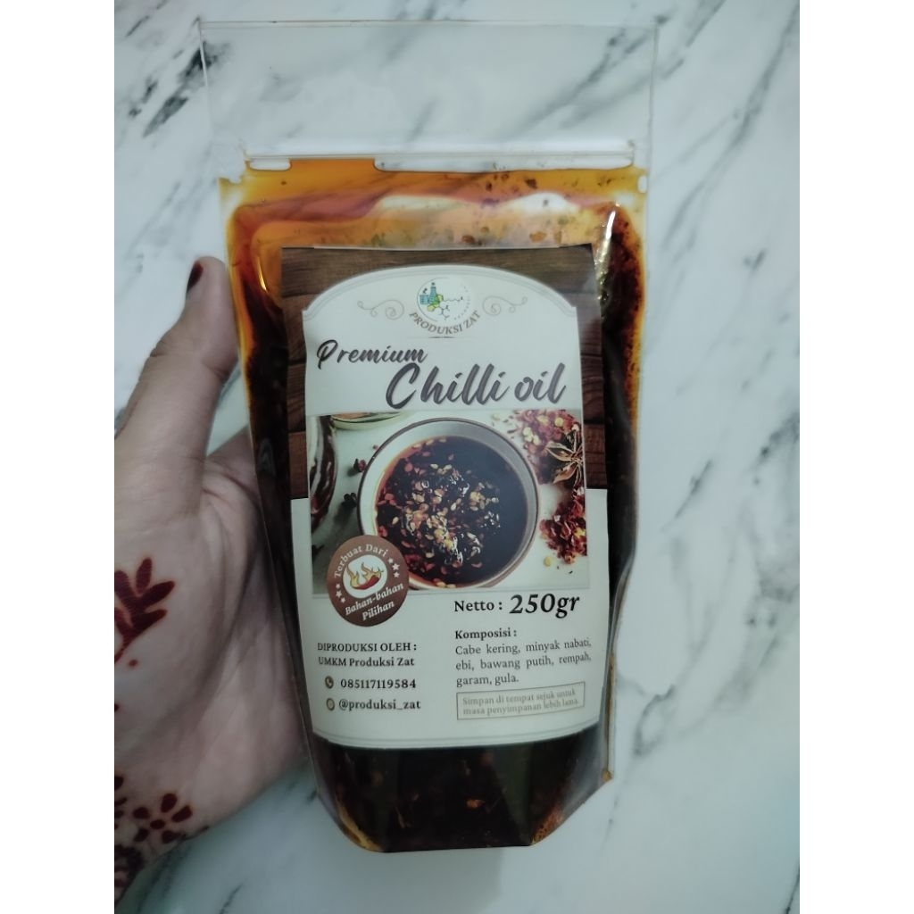 

Chili oil with ebi and garlic