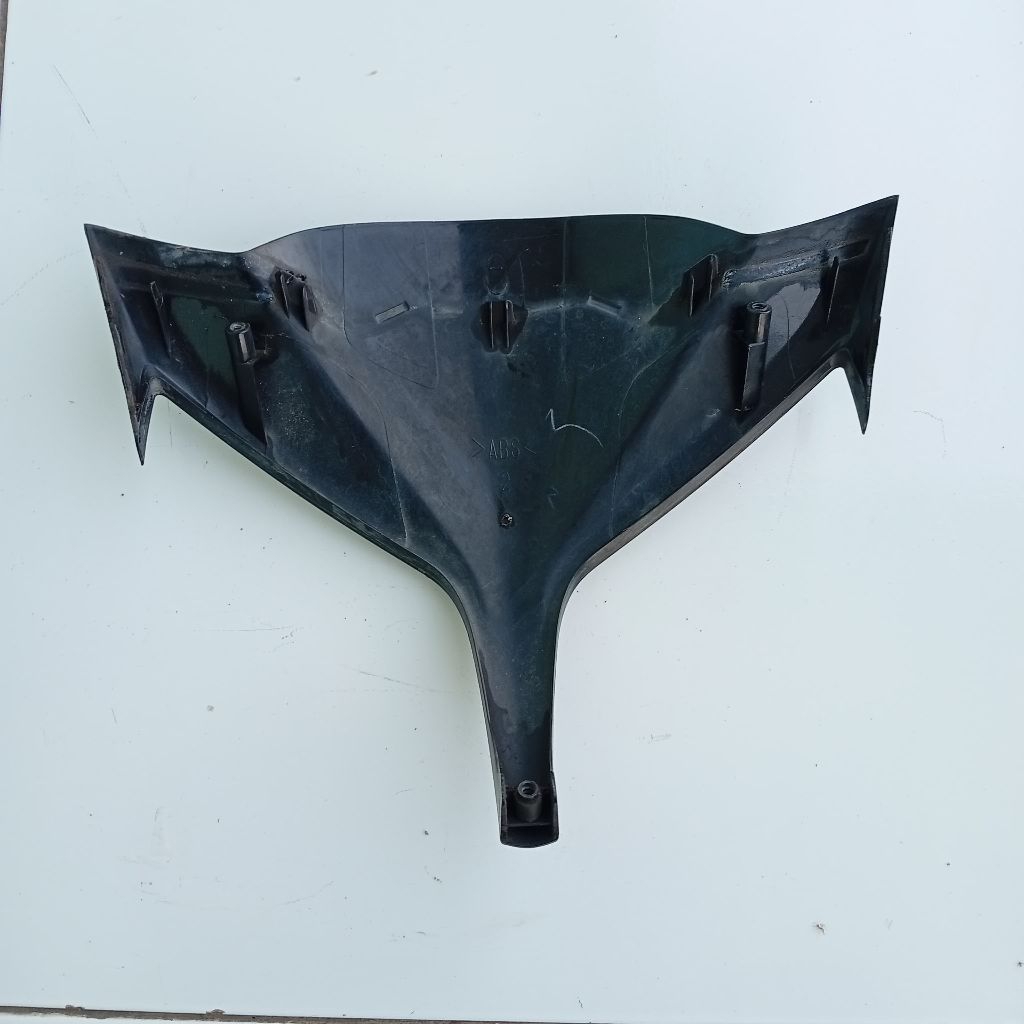 lis cover batok depan ori original yamaha jupiter z jupiter robot 31B