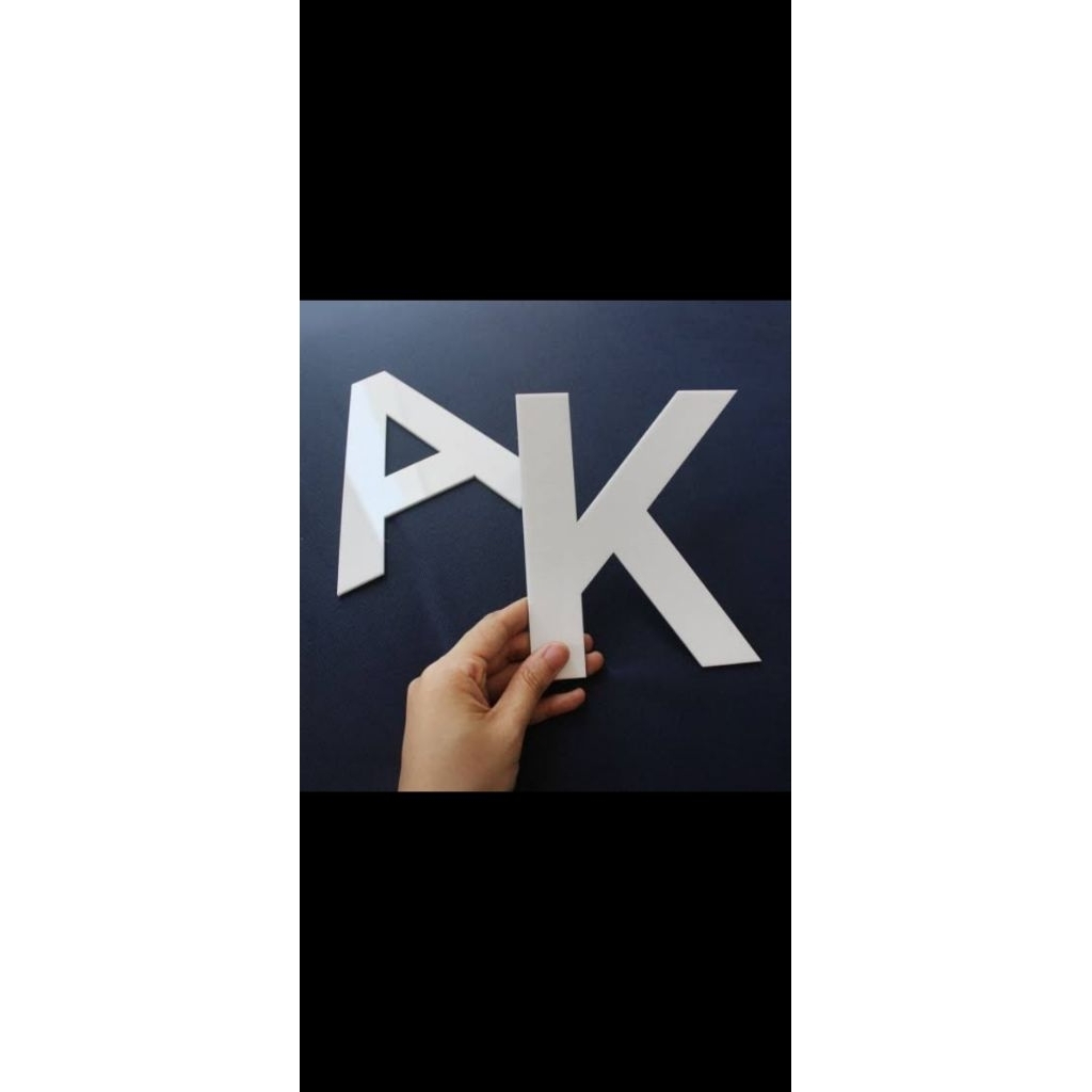 huruf timbul akrilik tinggi 20cm custom font