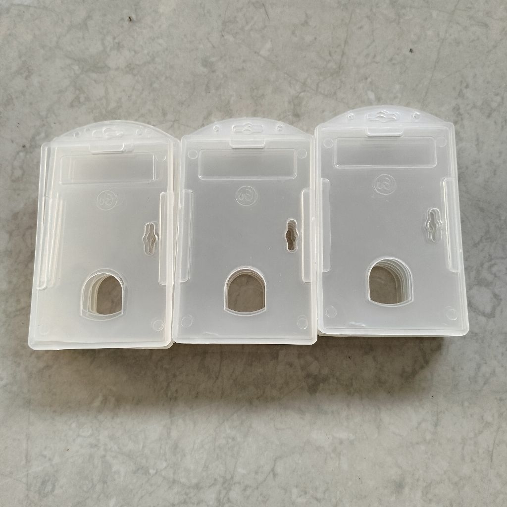 

Id card casing/Holder Id card/frame/case/ Tempat kartu nama warna transparan