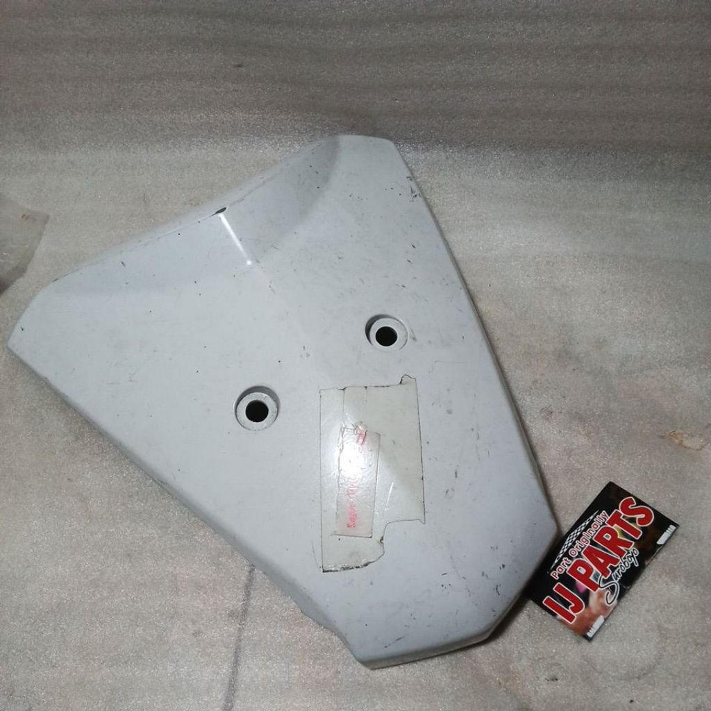 64500 KTM 850FMX TAMENG DASI DEPAN SUPRA X125 PUTIH LECET NO PATAH ORIGINAL AHM