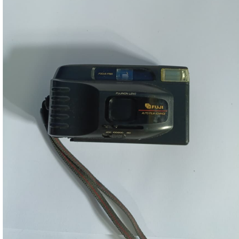 kamera film analog Fuji DL