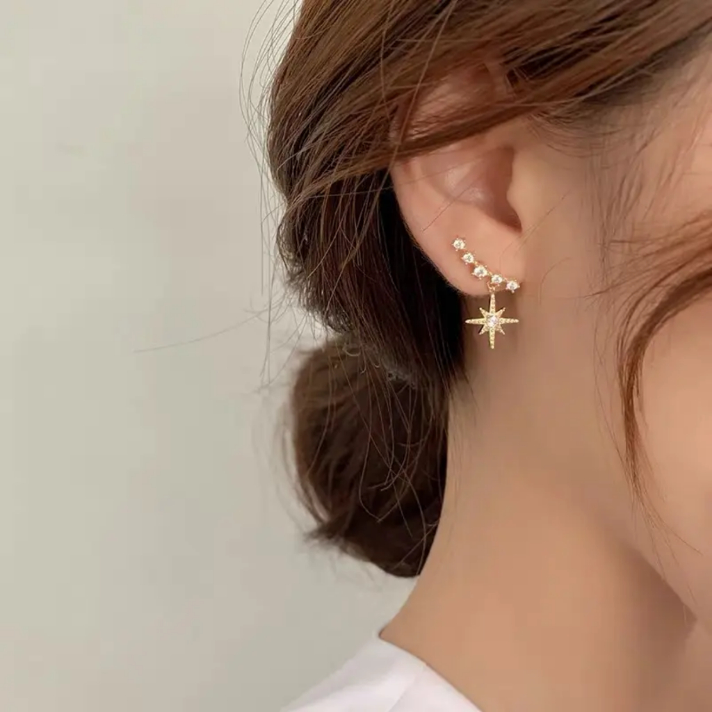 Betterstuff21 - Curved Star Earrings / Anting Bintang / Anting Korea / Anting Kecil / Anting Korea