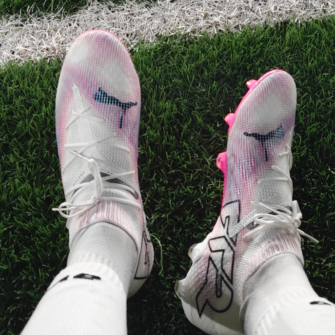 Puma Future 7 Ultimate FG / AG Ukuran 44