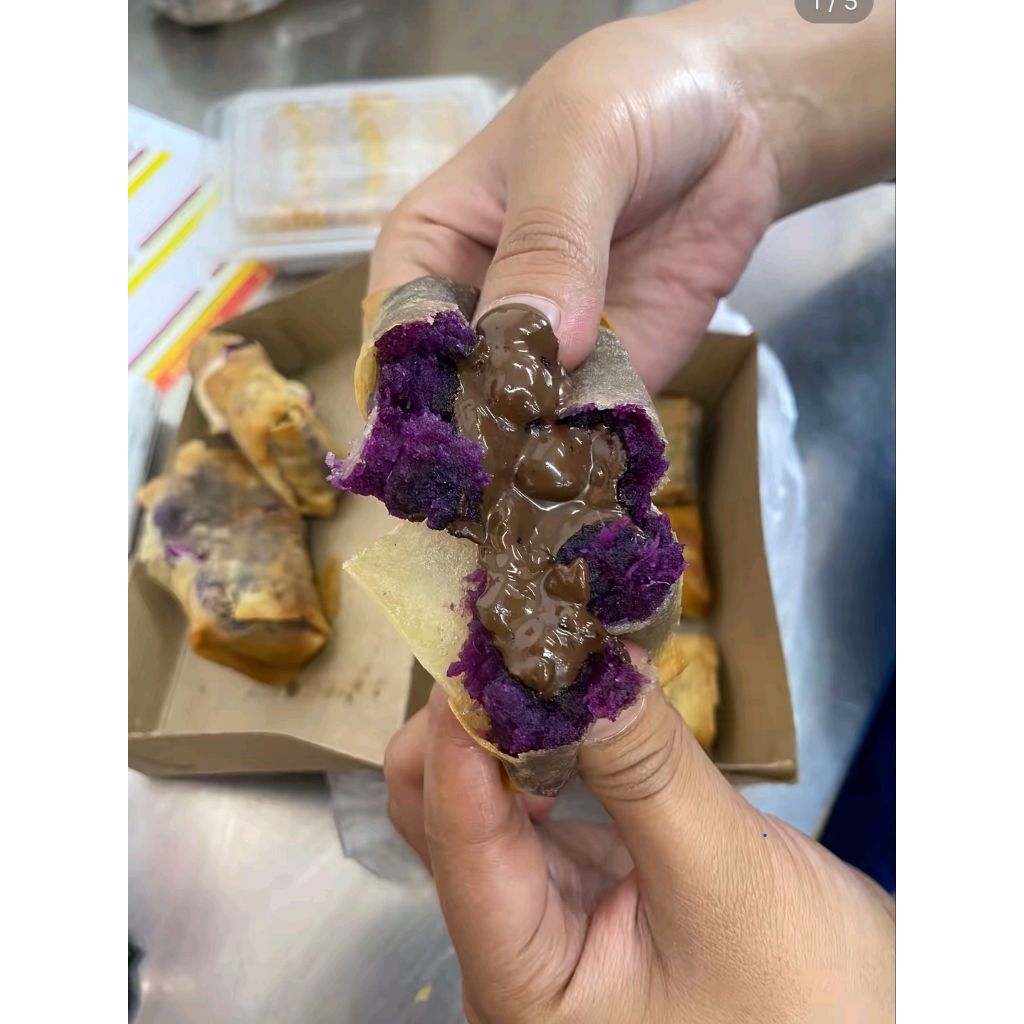 

LUMPIA UBI UNGU COKLAT LUMER PREMIUM