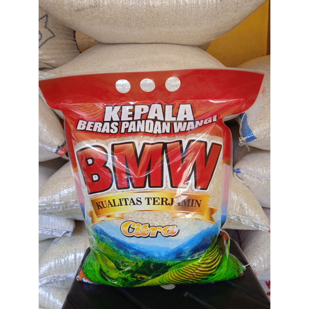 

BERAS SETRA RAMOS CAP BMW PREMIUM PACK. UKURAN 2 KG/2,5 KG/3 KG/5 LITER/5 KG. PULEN DAN MURAH.