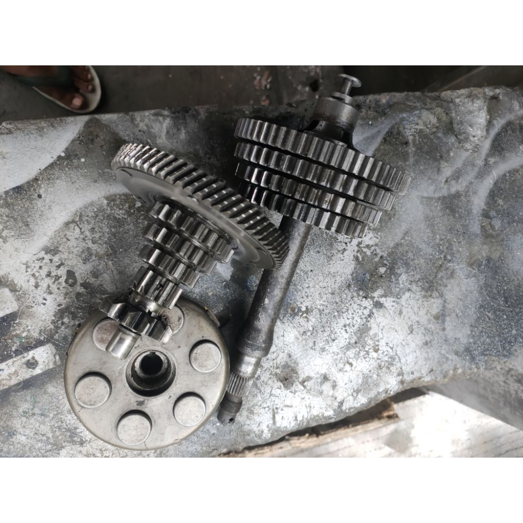 gearbox gearset vespa strada ps sera  original