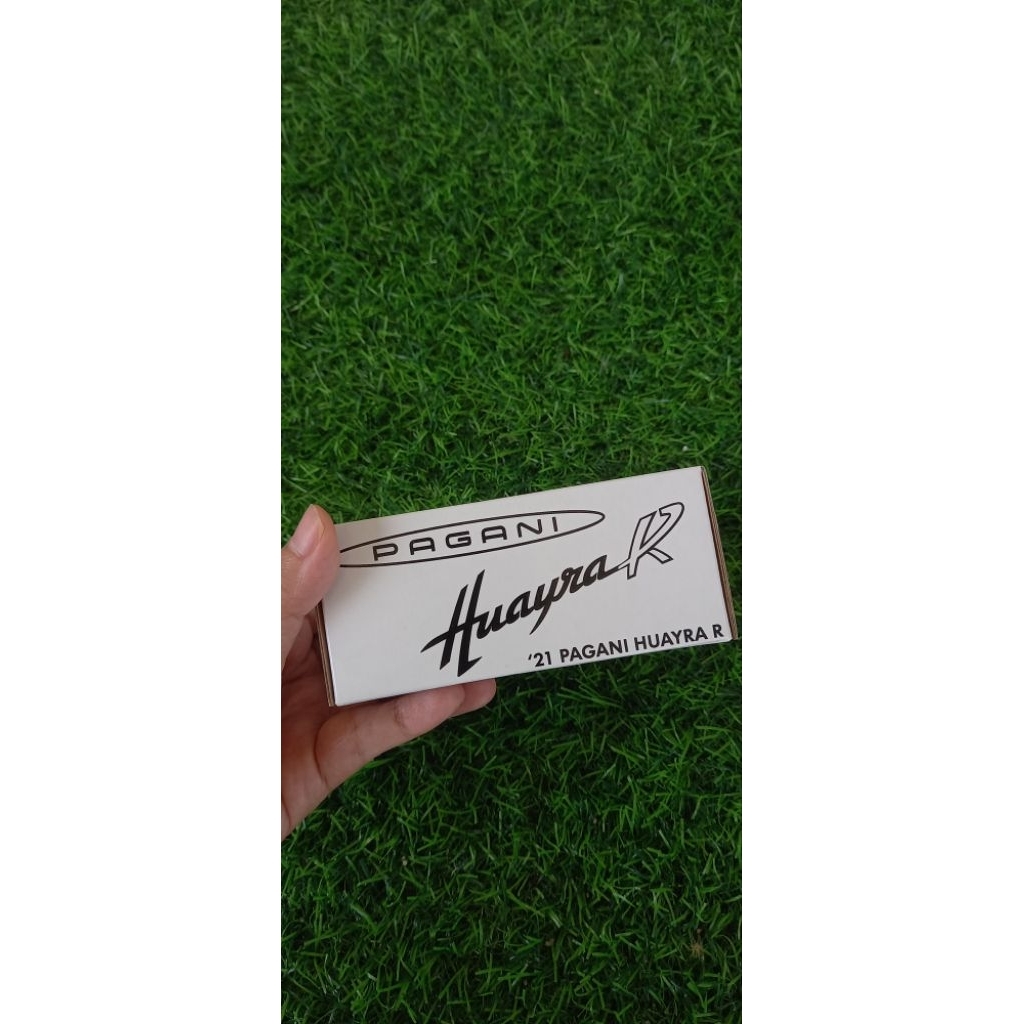 Hotwheels PREMIUM - '21 PAGANI HUAYRA R