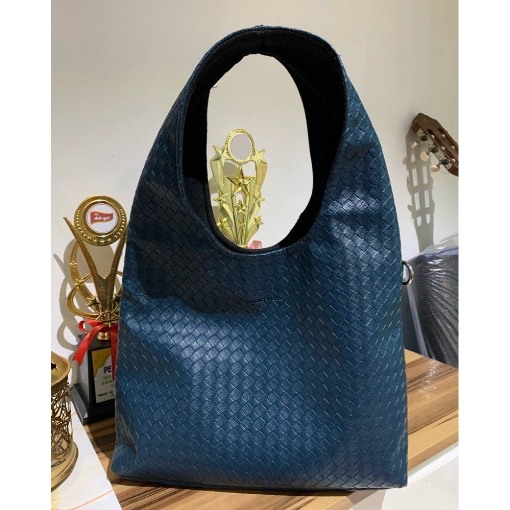 preloved limited studio tartan navy