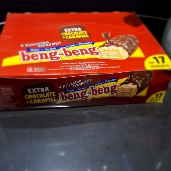 

Beng beng wafer karamel crispy chocolate-1 box isi 17 pcs