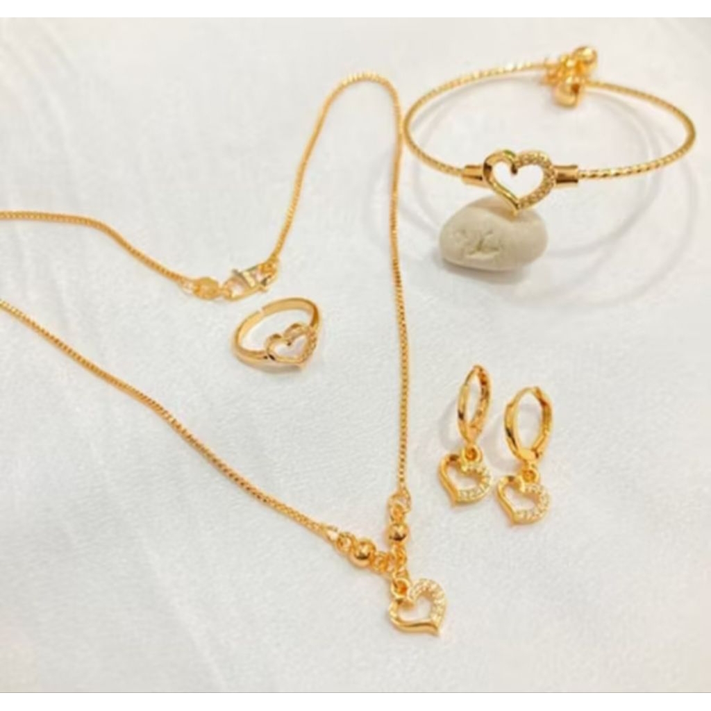set perhiasan anak anak model love bolong bahan titanium asli