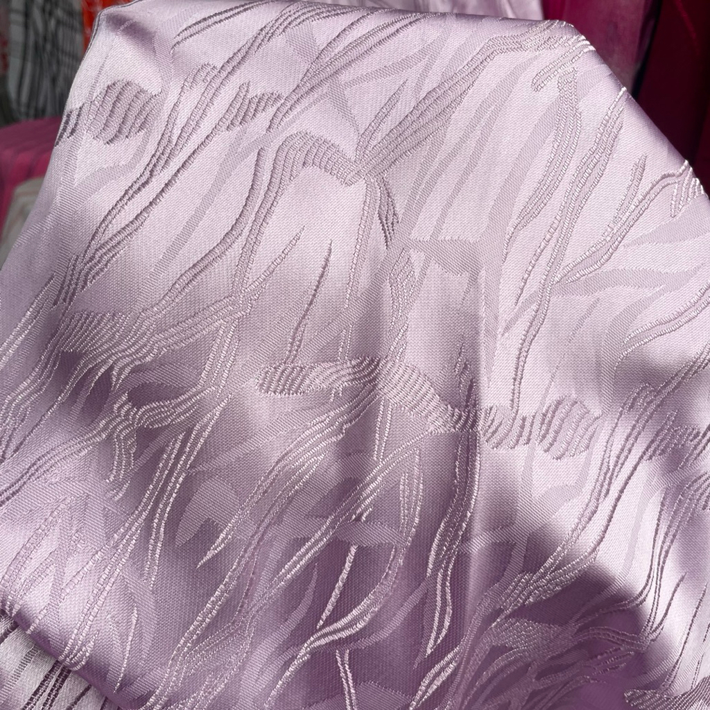 kain satin jaguard embos motif abstrak premium - warna pink lilac - kain silk jacquar original ta