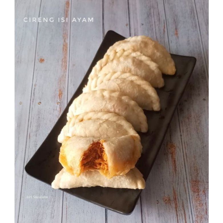 

cireng isi oncom enak & nikmat