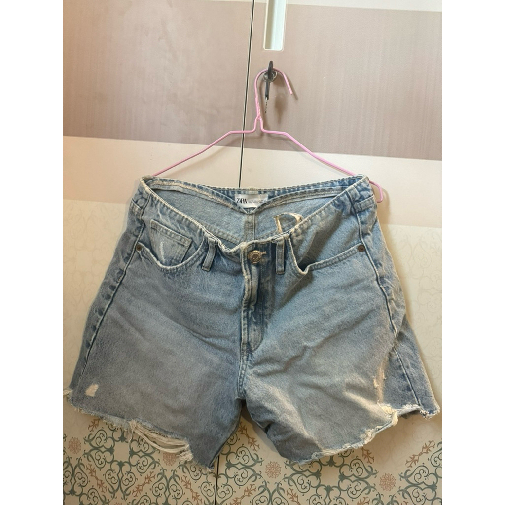 Zara short pants