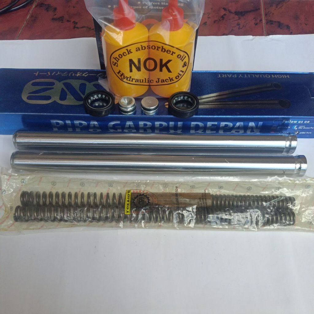 AS SHOCK SKOK SHOK DEPAN VARIO 125 BEAT FI PLUS BAUT TUTUP OIL SHOCK SIEL SHOCK PIR VEER SHOCK