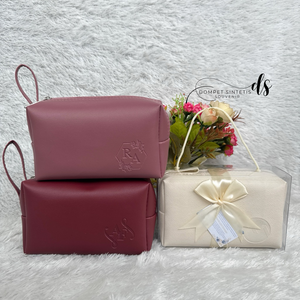 Souvenir Pernikahan Sweet Boxy Pouch Packing Box Mika Dompet Berkualitas Custom Emboss Logo Unik