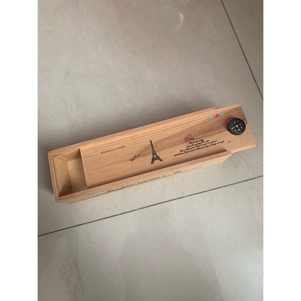 

kotak pencil kayu retro paris kompas