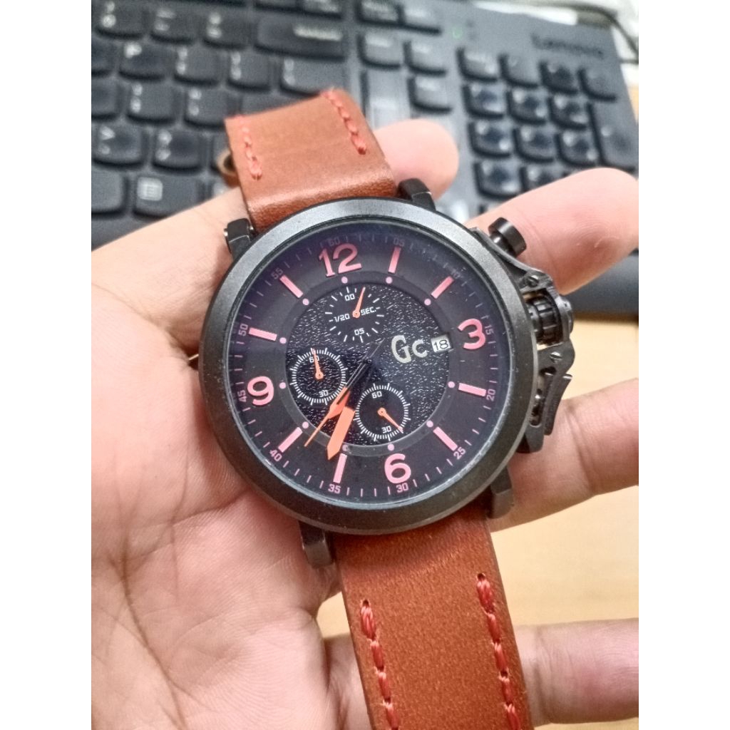 jam pria Gc crono aktif strap kulit