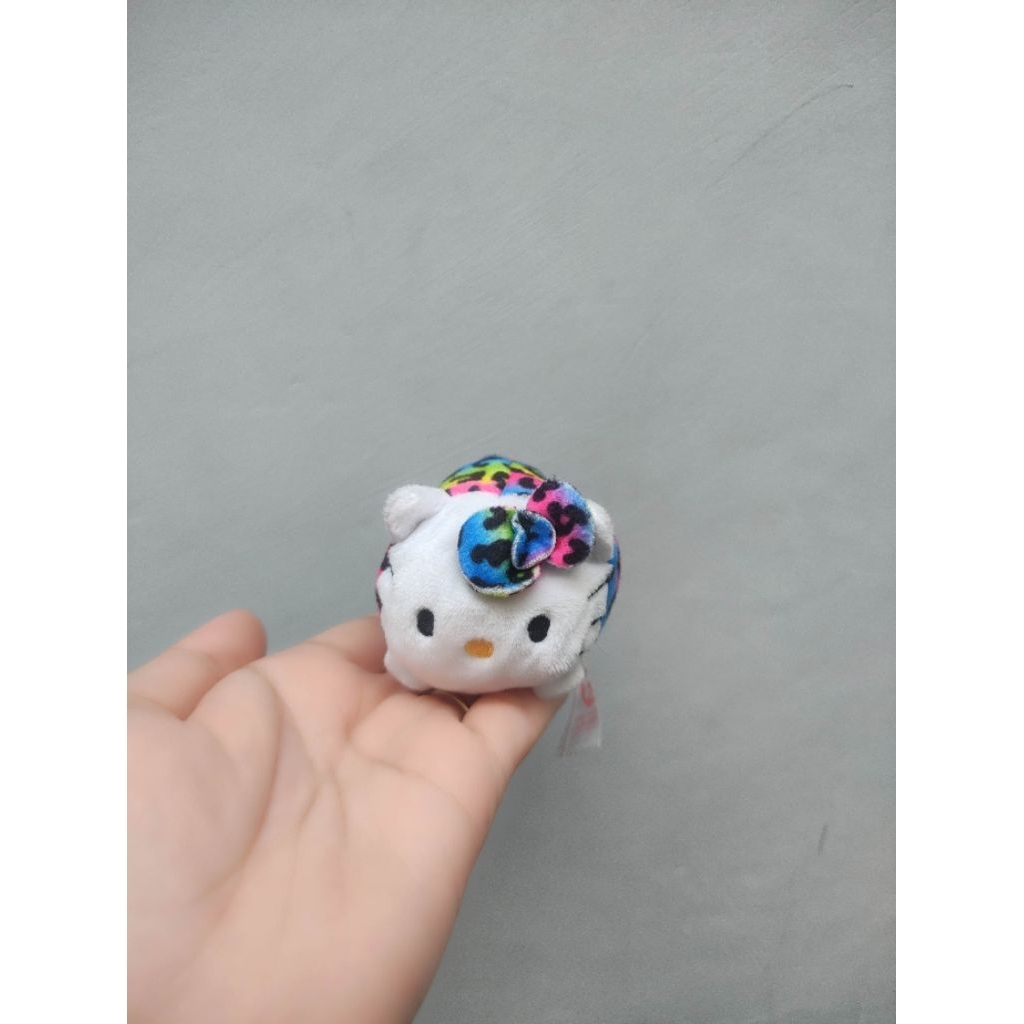 Boneka bulir hello kitty tsum-tsum original ty