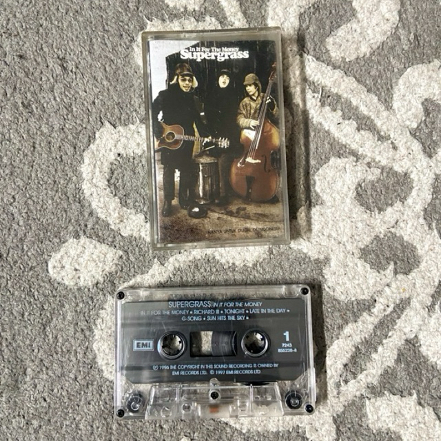 Kaset Pita Supergrass In It For The Money